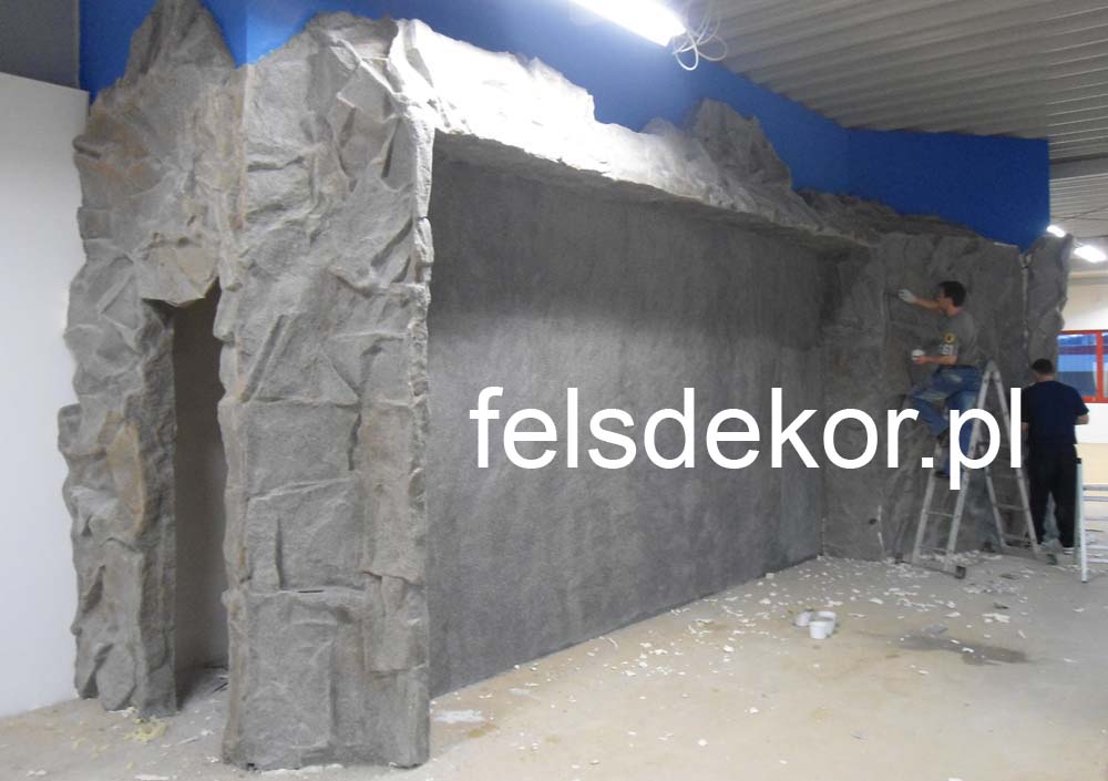 picture/offenburg_sklep_laden_felsdekor_sztuczne_skaly_kunstfelsen_18.jpg